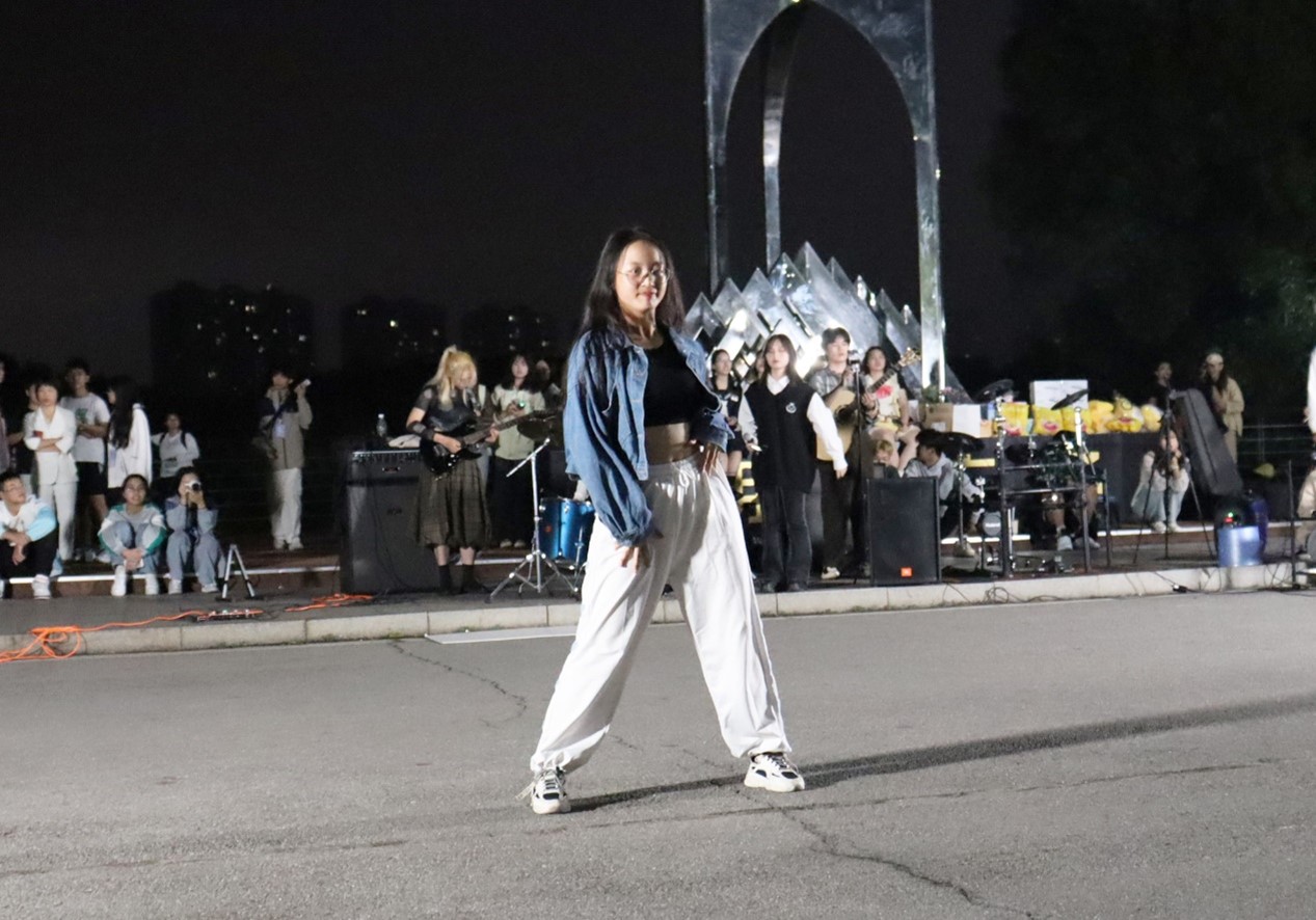 622ddcad69f14381b9a4069504a1e35d.jpg 622ddcad69f14381b9a4069504a1e35d.jpg